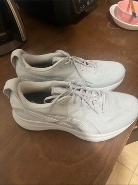 ASICS Men's Athletic Running Shoes - Light Gray/White Extra Wide Size 12.5